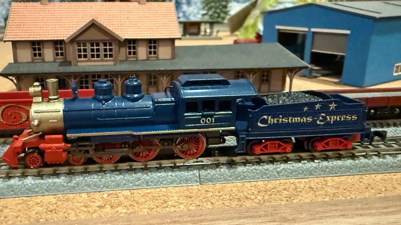 Marklin 81846 4-6-0 Steam Locomotive & Tender Test Run at z.scale