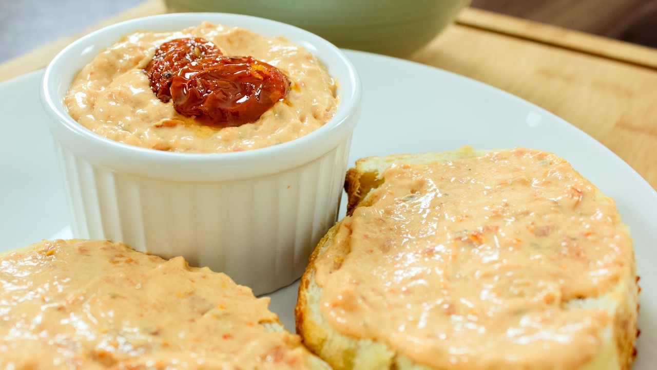 PATÊ DE TOMATE SECO CREMOSO COM APENAS 4 INGREDIENTES
