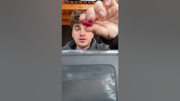 CE BONBON GONFLE DANS L'EAU