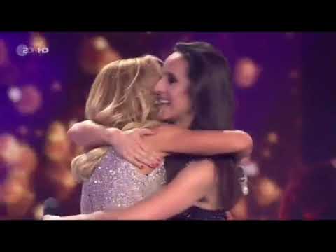 Helene Fischer & Stephanie Stumpf - Herzbeben (Die Helene Fischer Show 2017)