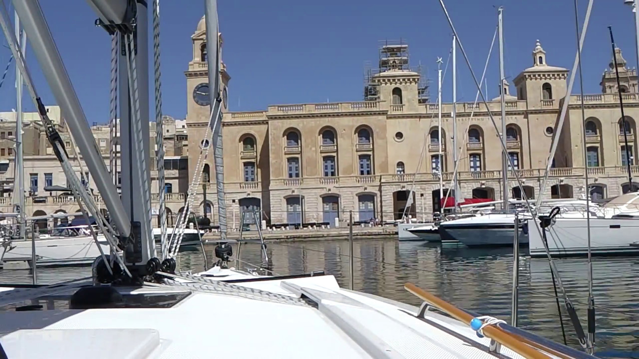 Yacht Delivery of a Hanse 385 - France to Malta