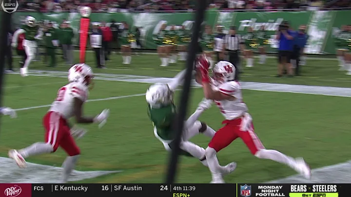 Game 9: No. 20/19 Houston 54, USF 42