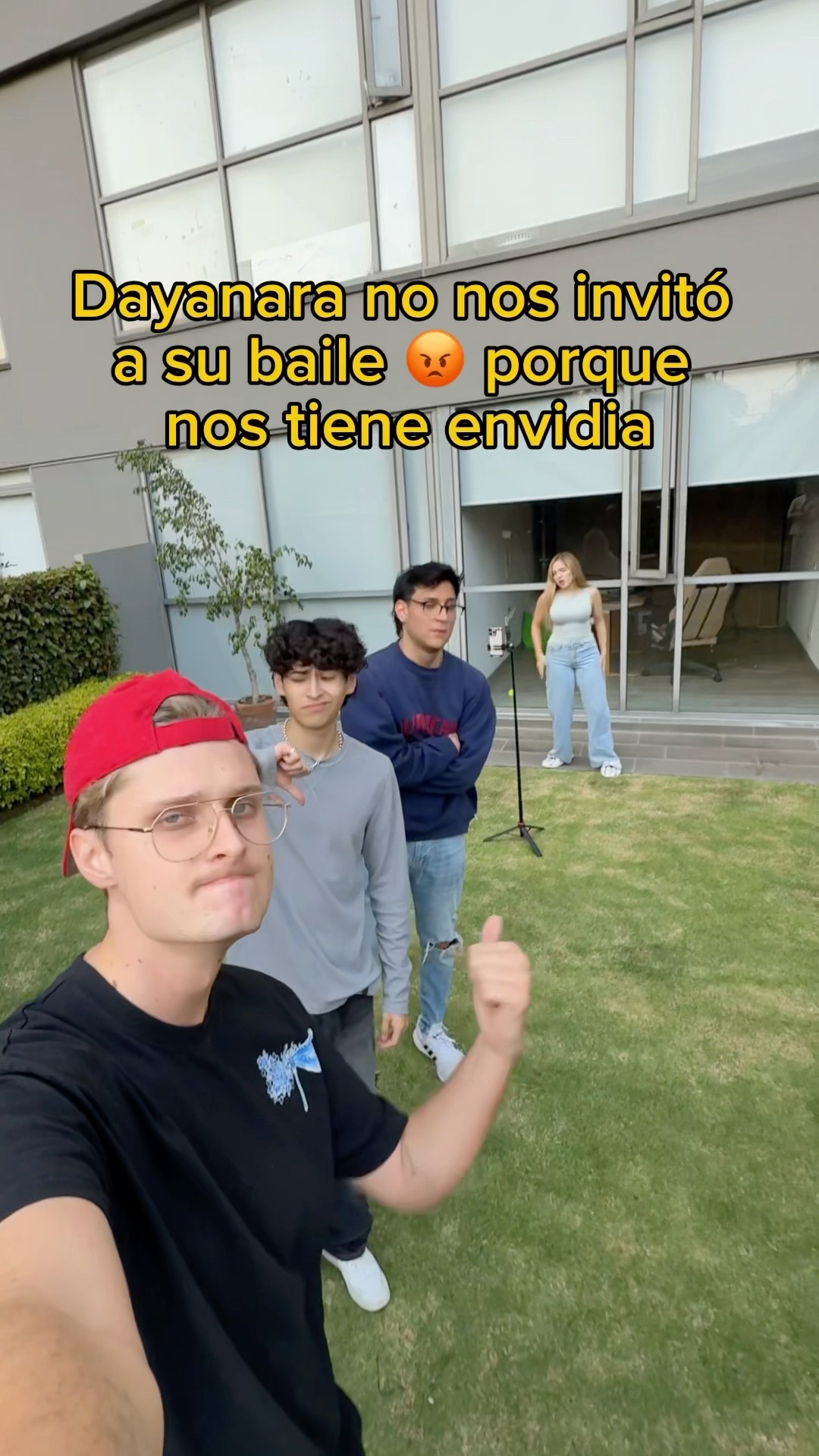 Mi novia NO NOS INVITÓ a su baile ?? @dayanaraurios