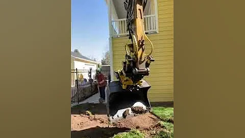 Engcon Tilt Rotator on a Cat 308E