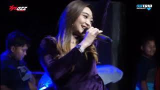 difarina indra_( goyang mletre ) mendong tanpo udan #story_whatsapp