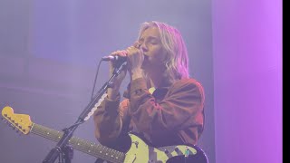 Video thumbnail of "The Japanese House - ‘Follow My Girl’ Live [4K]"