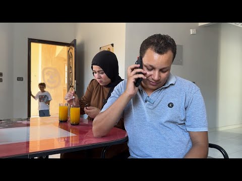 شاف مرات ابوه بتحطله حاجه فى العصير فانظروا ماذا فعل