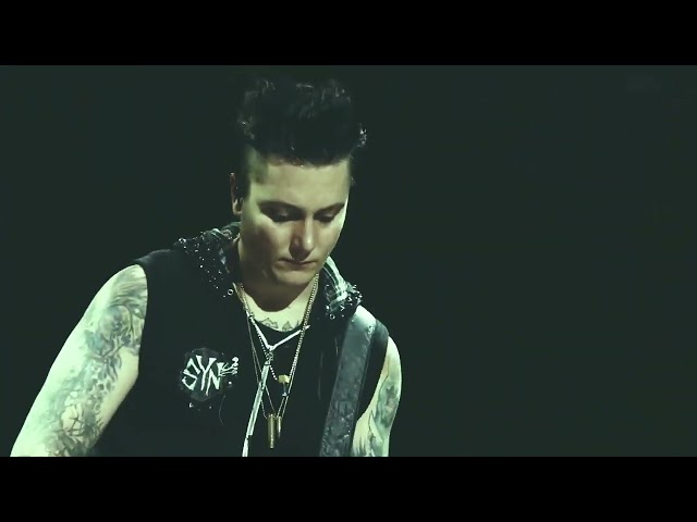 Avenged Sevenfold - This Means War (Live Summer Sonic 2014) class=