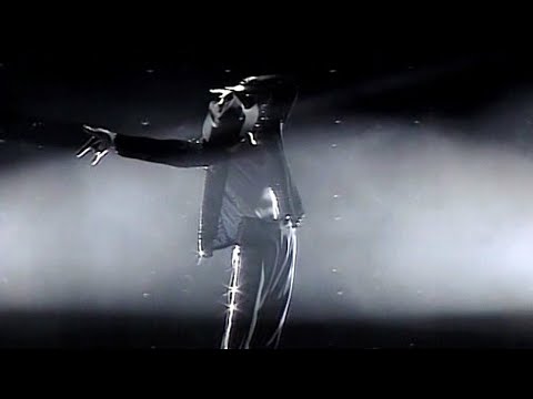Michael Jackson - Billie Jean Bucharest Reaction