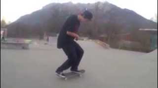 Sick Trick #7 - Tre Double flip Cross foot - Jonny Giger