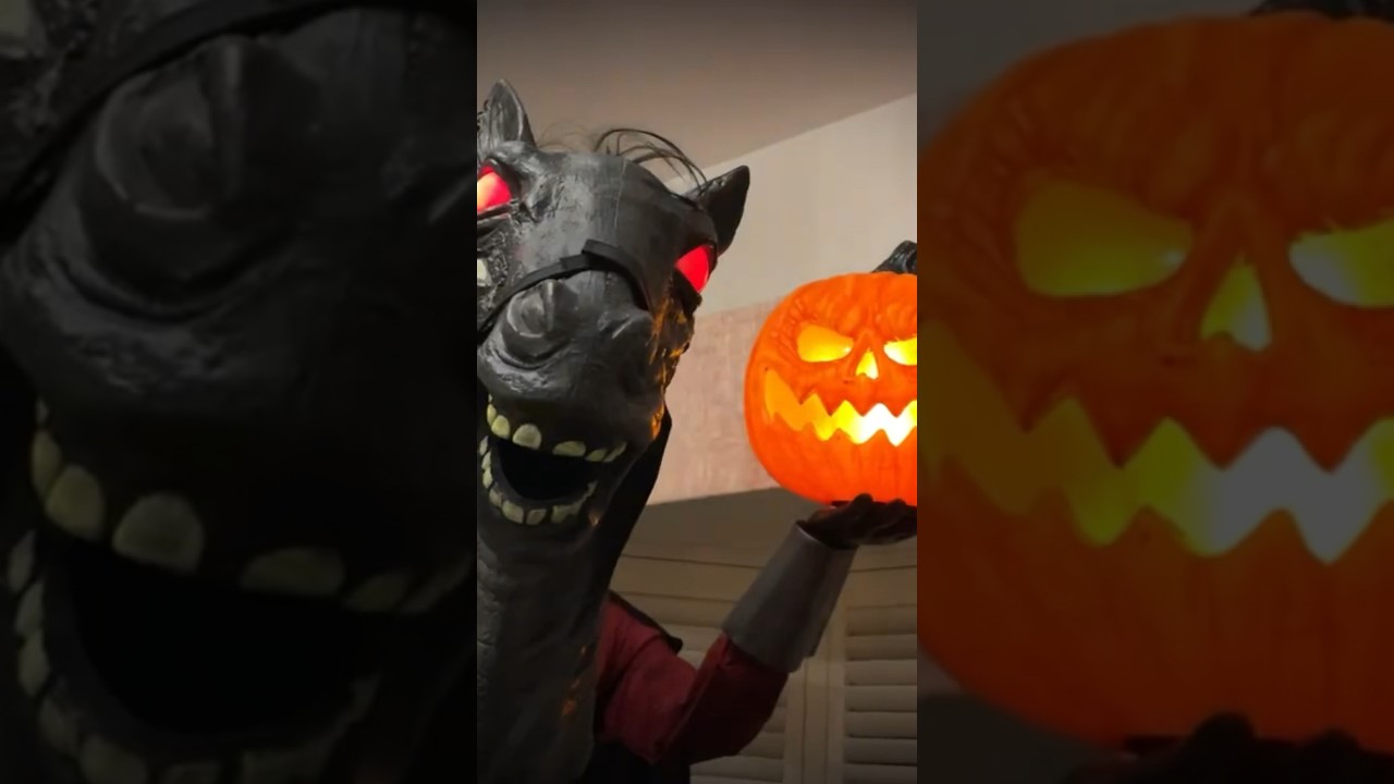 Costco Headless Horseman Animatronic 🎃 