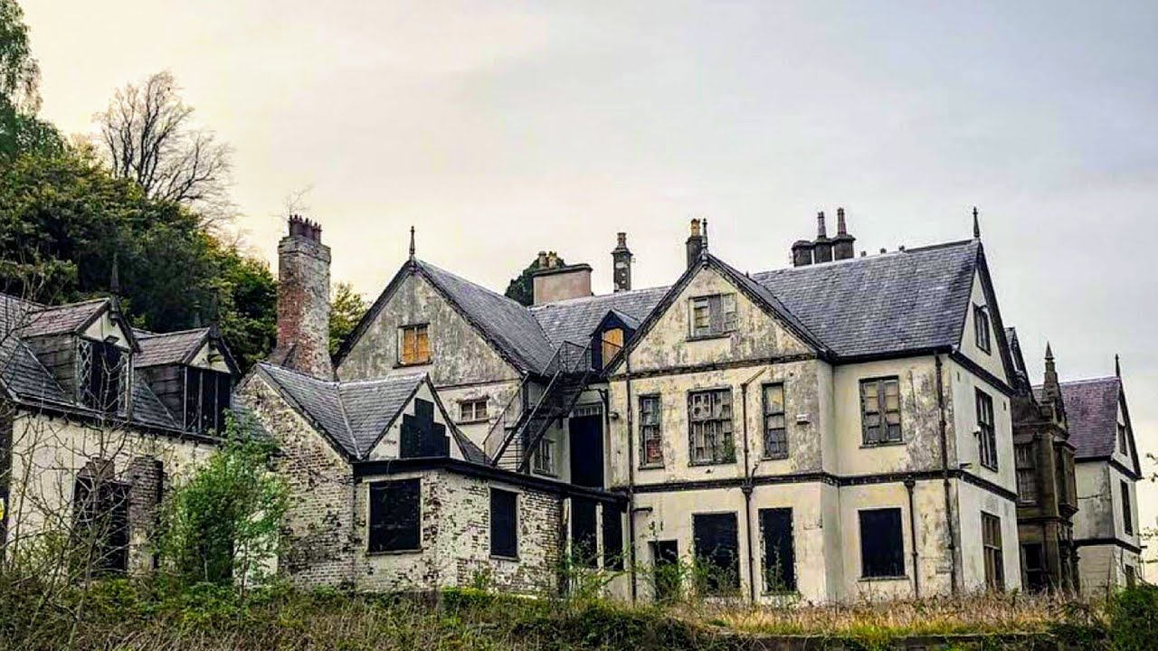 Pool park asylum HAUNTED (we had a brick thrown at us!👻)