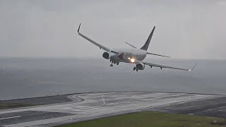 737 Pilot Refuses to Abort Landing