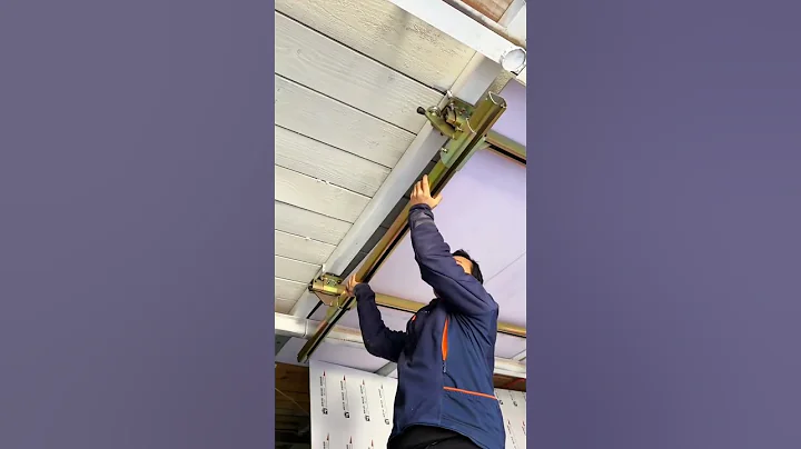 Small overhead crane, longitudinal pulley guide wheel,...