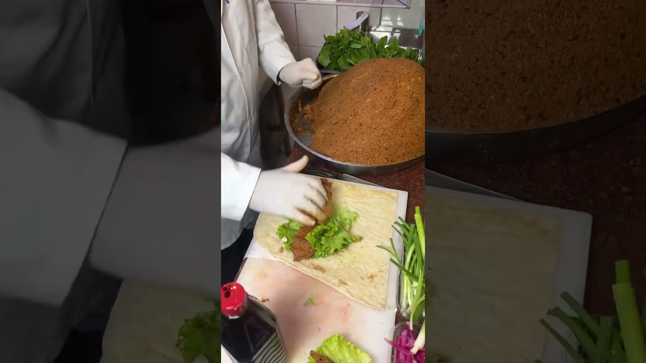 Pala Dayı'nın Ellerinden Çiğ Köfte Dürümü #reklam #yemektarifi #reklamcilik #usta #yemektarifleri Pala Dayı'nın Ellerinden Çiğ Köfte Dürümü #reklam #yemektarifi #reklamcilik #usta #yemektarifleri