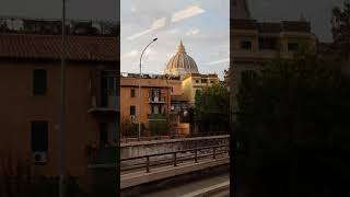 شاهد جانب من قلعة الفاتيكان ايطاليا روما