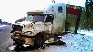 Dangerous Truck crashes, truck accident compilation Part 65