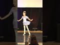 El primer baile de Chloe Lukasiak