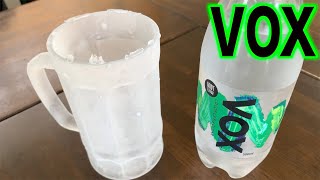 キンキンに凍ったジョッキでVOX強炭酸水ミントフレーバーをがぶ飲み！