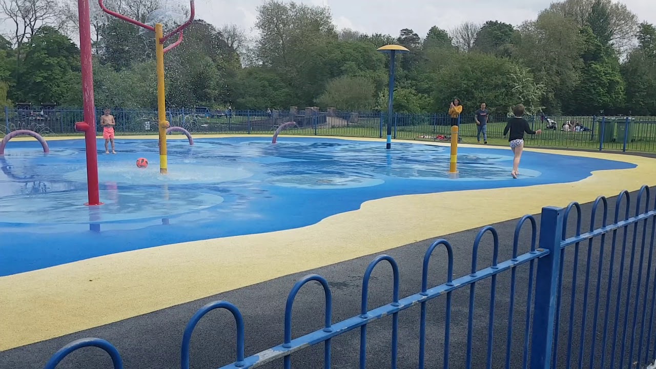 cool-dude-in-the-splash-park-at-verulamium-park-st-albans-youtube