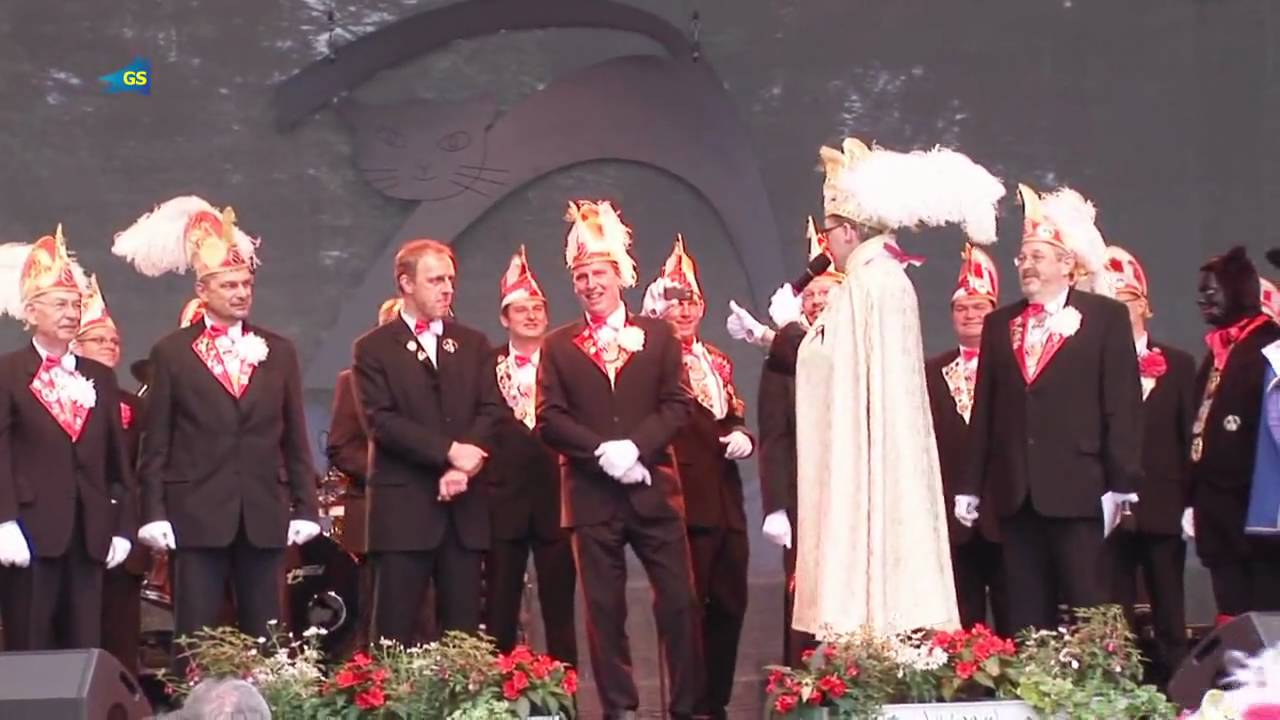 Westfälische Narren in Beckum feiern Karneval im Sommer 2009