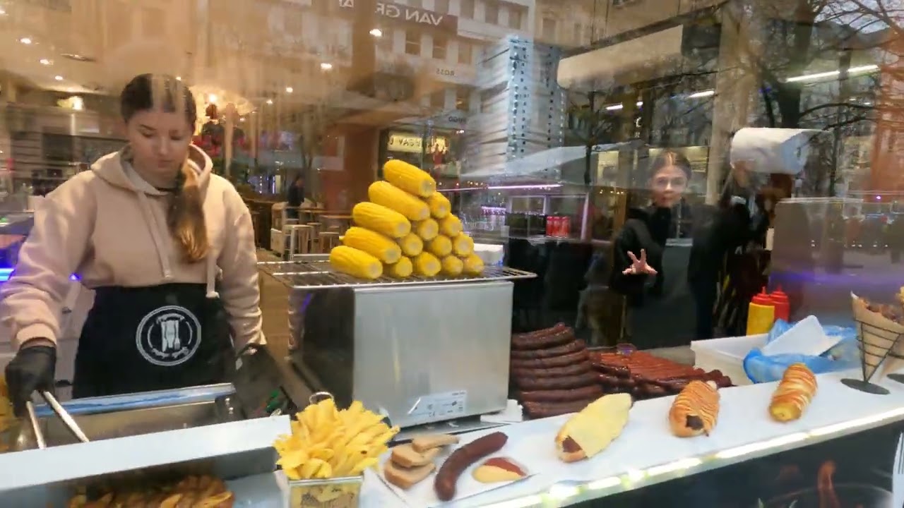 Exploring Prague's Wenceslas Square 🇨🇿 | A Walk to the National Museum Nov 2024