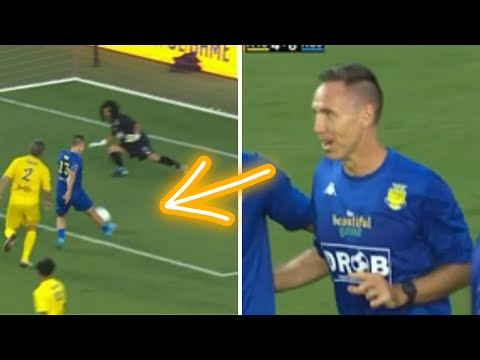 Steve Nash scoring in a soccer game - Team Ronaldinho vs Team Roberto Carlos | June 18, 2022