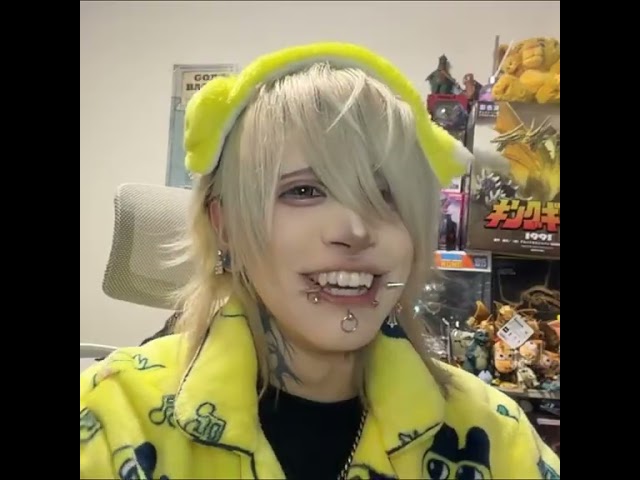 gedraji gifs 🦖 #gedraji #ゲドラジ #gedrajizolpidem #gedrajiedit #fypSee translation