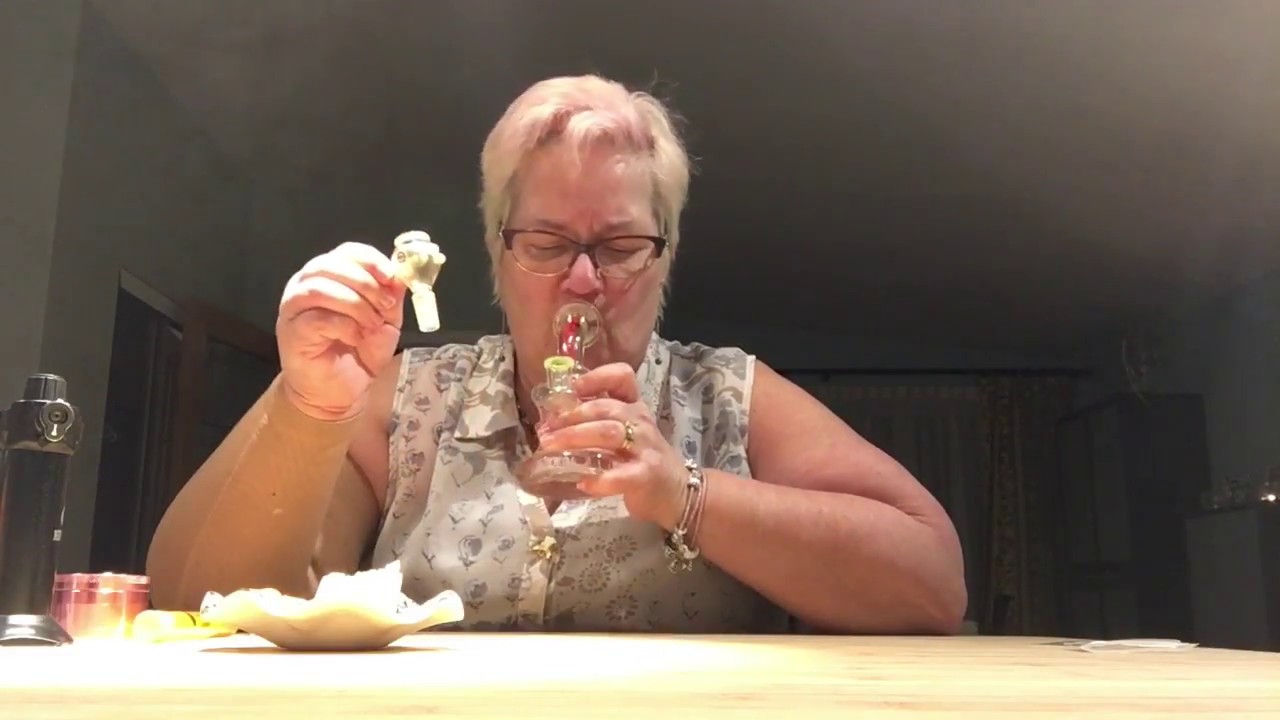 Successful Dab Sesh with New Cheech Rig & Bowl