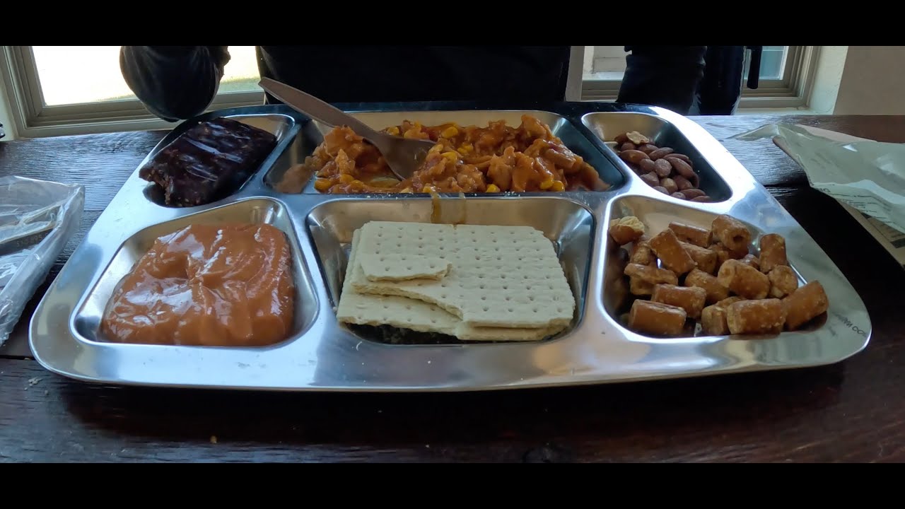 Пробуем 24 варианта блюд из сухих пайков: Часть 15 (Куриное рагу по-мексикански)