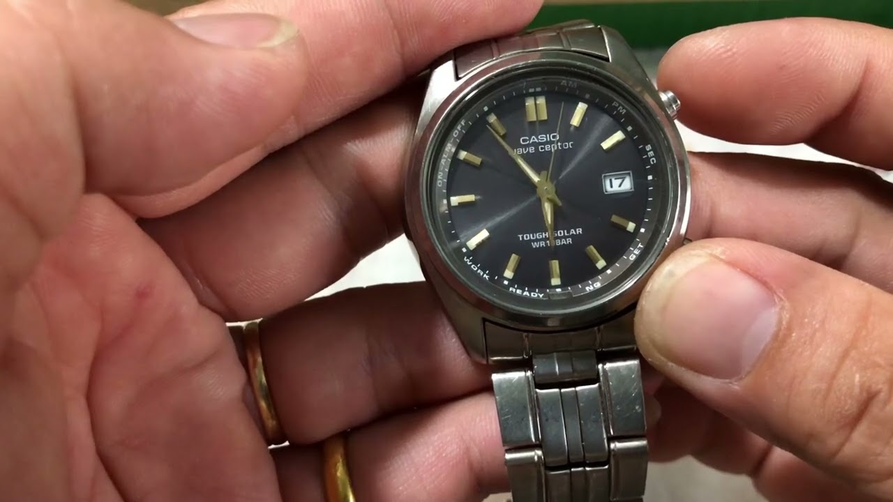 How to set the time, light, and alarm for the Casio Wave Ceptor 
