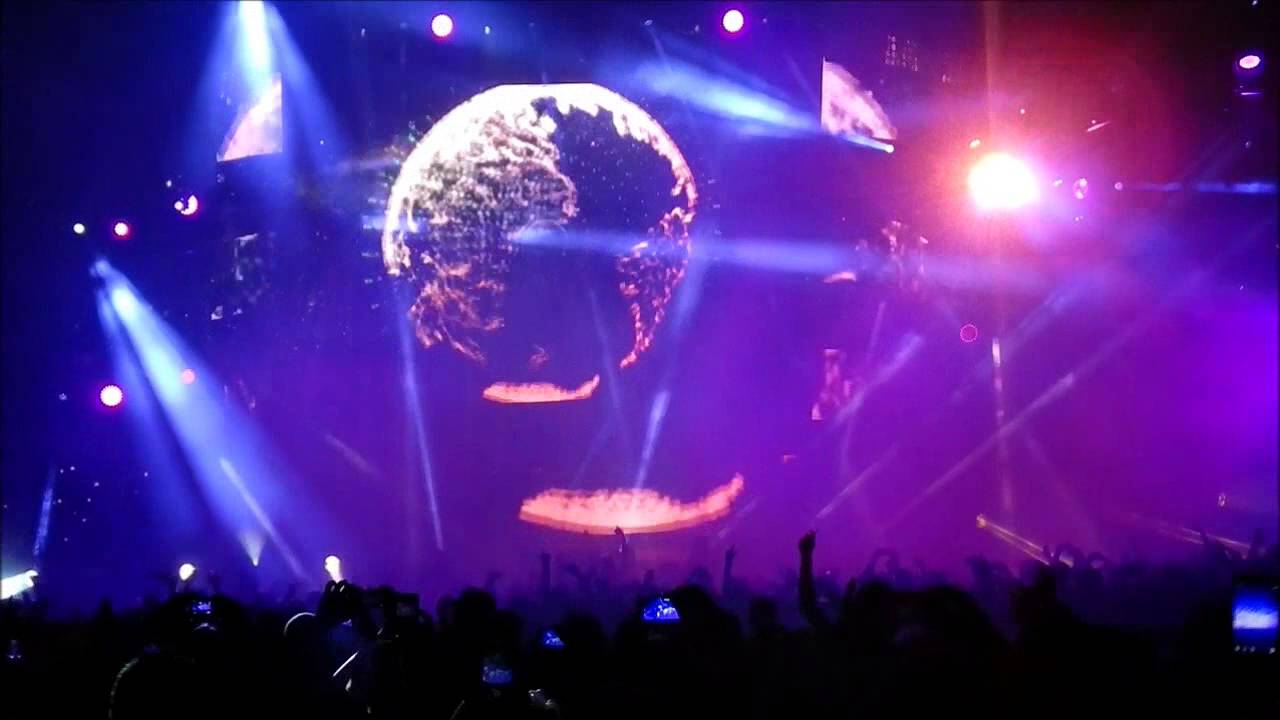 Bassnectar @ Red Rocks, May 2014 - part 1 - F.U.N. (new track!)