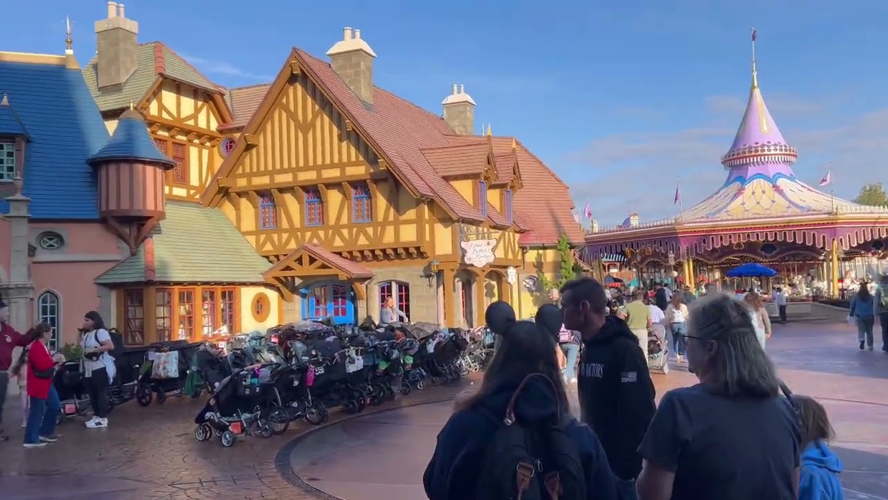 Through Cinderella’s Castle in 4K at Magic Kingdom