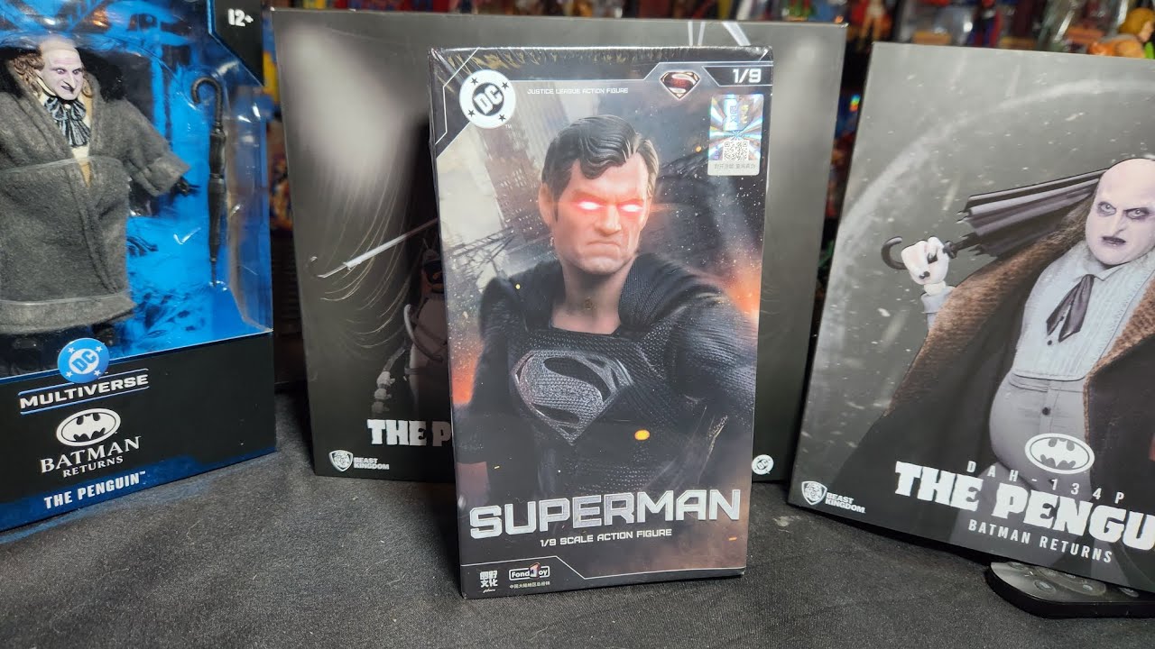 Fondjoy Superman Black unboxing Review & comparison w/ Mafex & Mezco