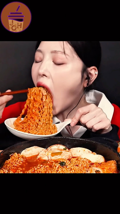 MUKBANG SATISFYING BIG BITES “Spicy Ramyeon Noodles” ©️Eat with Boki