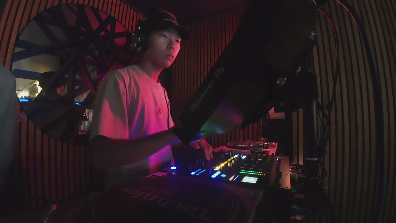 Maximum Groove 011