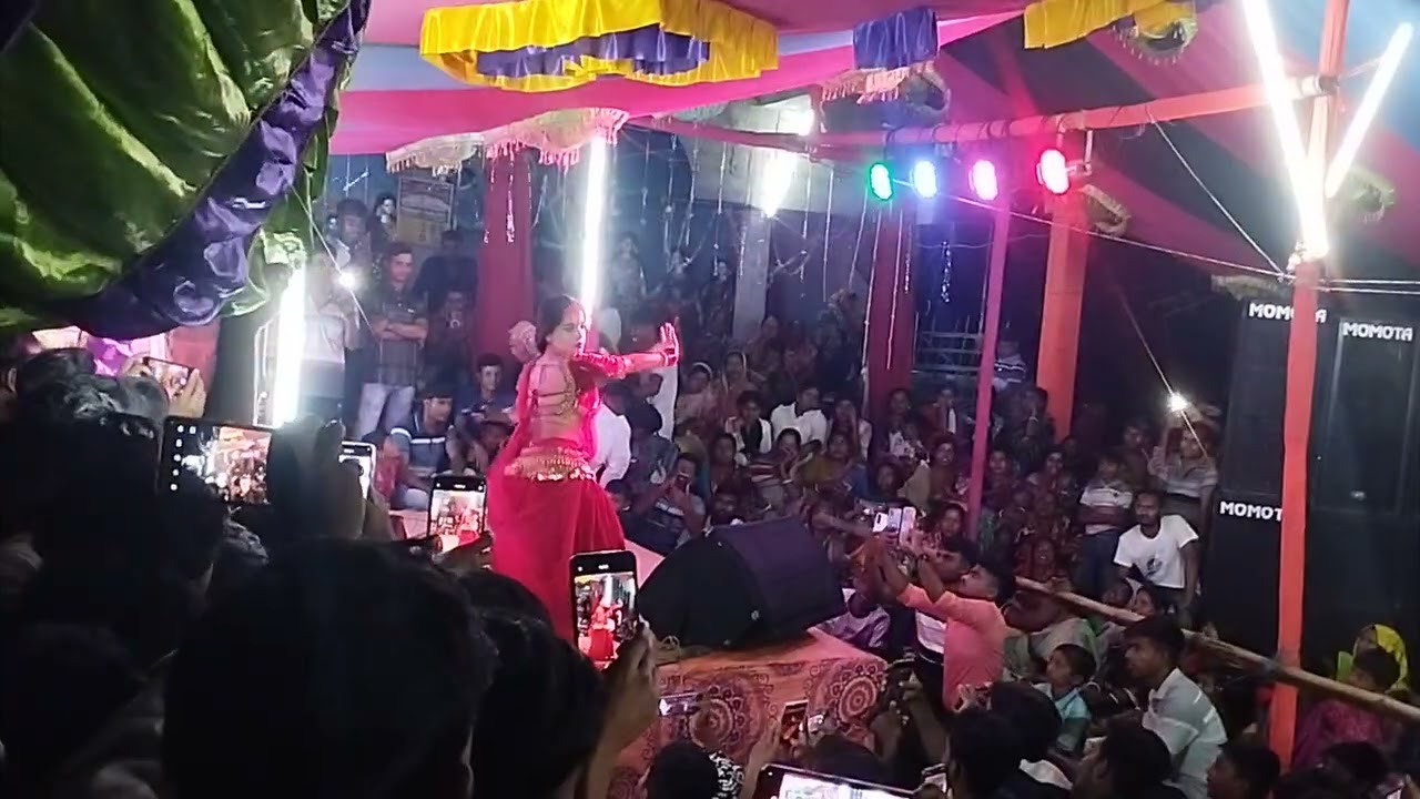 গভীর রাতে নাচ ।না দেখলে মিস করবেন 