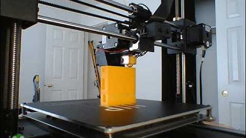 Time lapse Monoprice Maker Select Plus 3D print