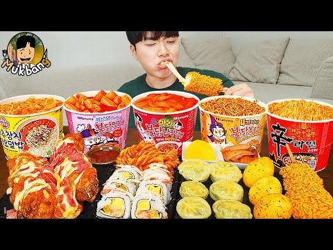 ASMR MUKBANG convenience store store, FIRE Noodle, HOT DOG, GIMBAP, Tteokbokki EATING SOUND !