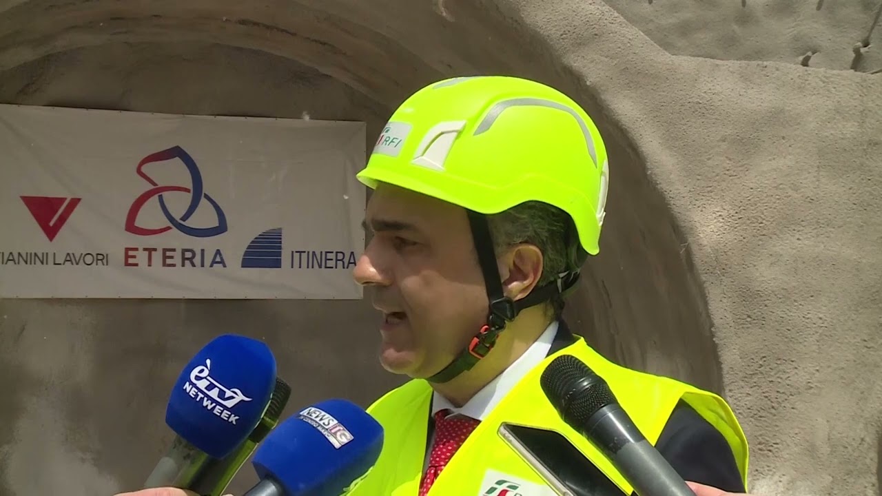 Genga Abbattuto diaframma della nuova galleria Valtreara
