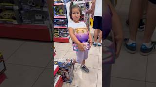 Buna Bizim Paramız Yetmez Bırak Onu Çok Pahalı Deyine Küstü Resimi