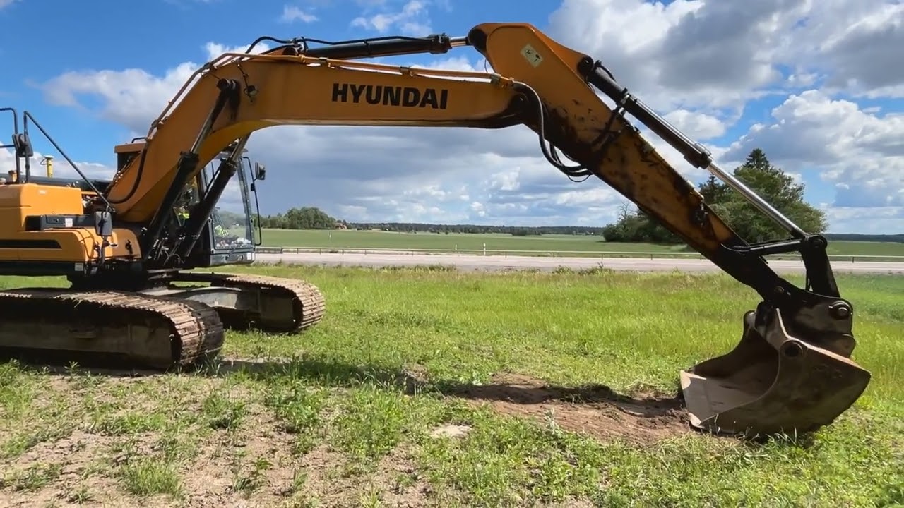 Grävmaskin Hyundai HX260L