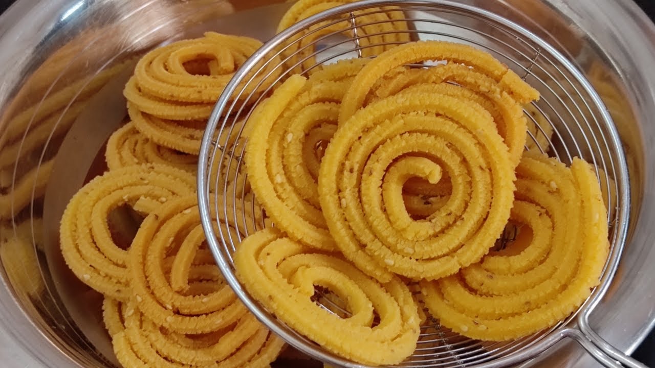 అటుకులతో మురుకులు ఇలా ఒక్కసారి చూడండి కరకరలాడుతూ గుల్లగా చాలా బాగా వస్తాయి | Atukula Recipes