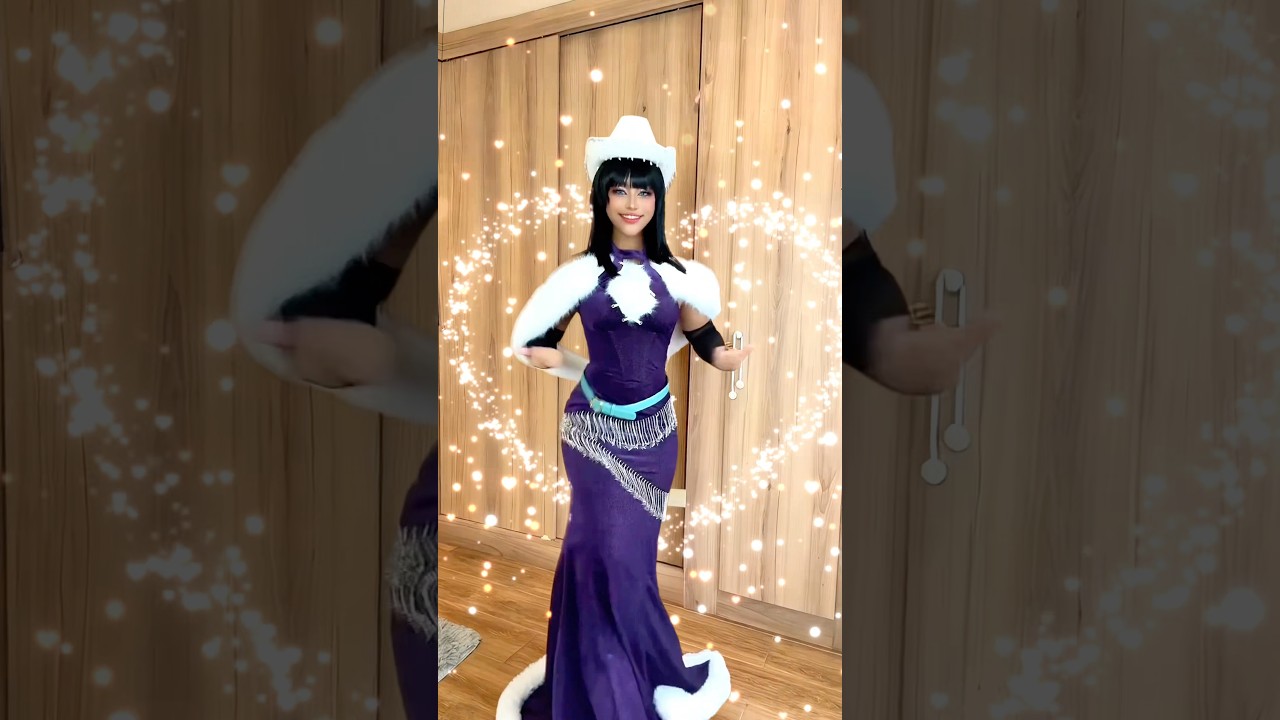 YO HAPPY NEW YEAR HOOMANS🥹💓#princesssachiko #sachi_hime96 #onepiececosplay #nicorobincosplay