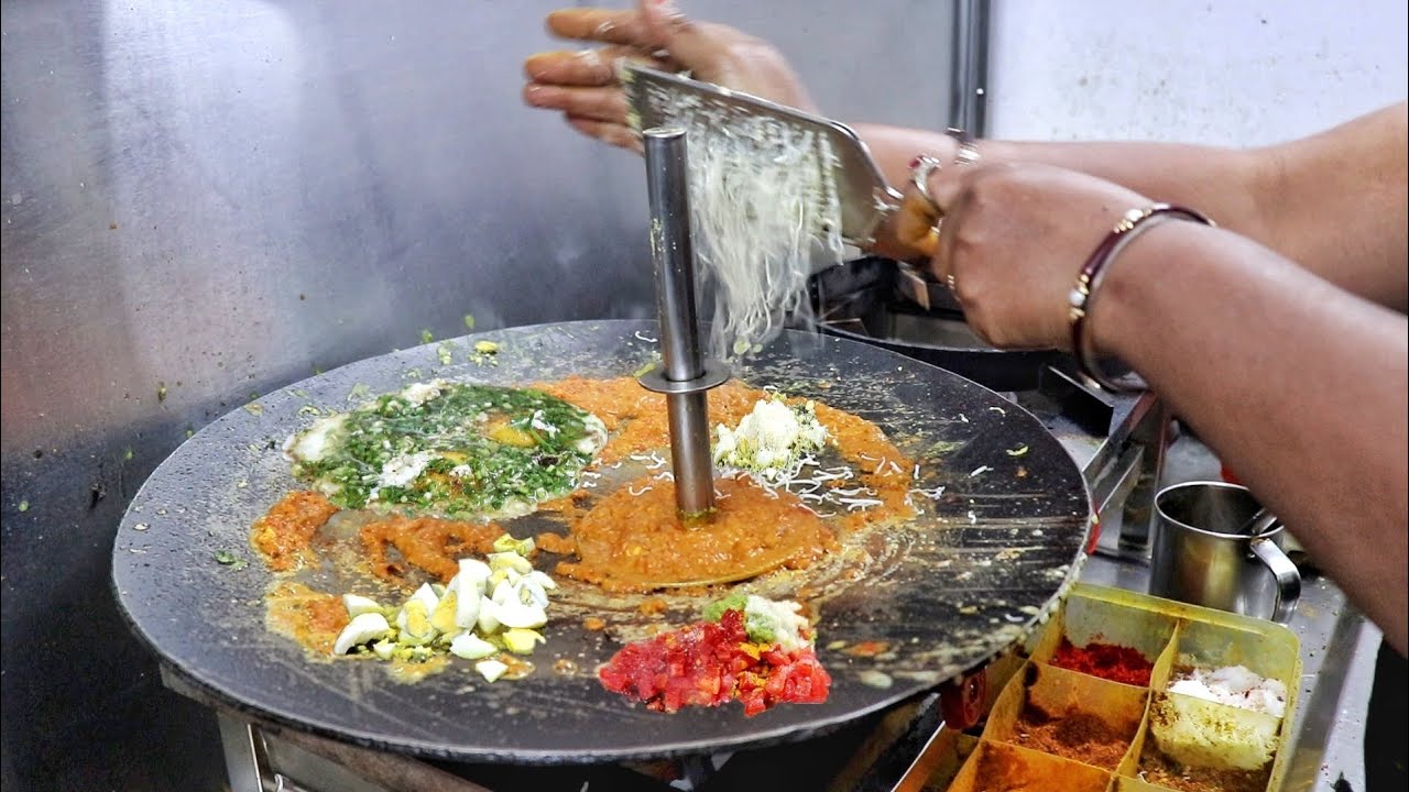 Married Indian Woman Selling Unique Egg Dishes | Delicious Egg Afghani And Half Fry | Street Food | Street Food Fantasy