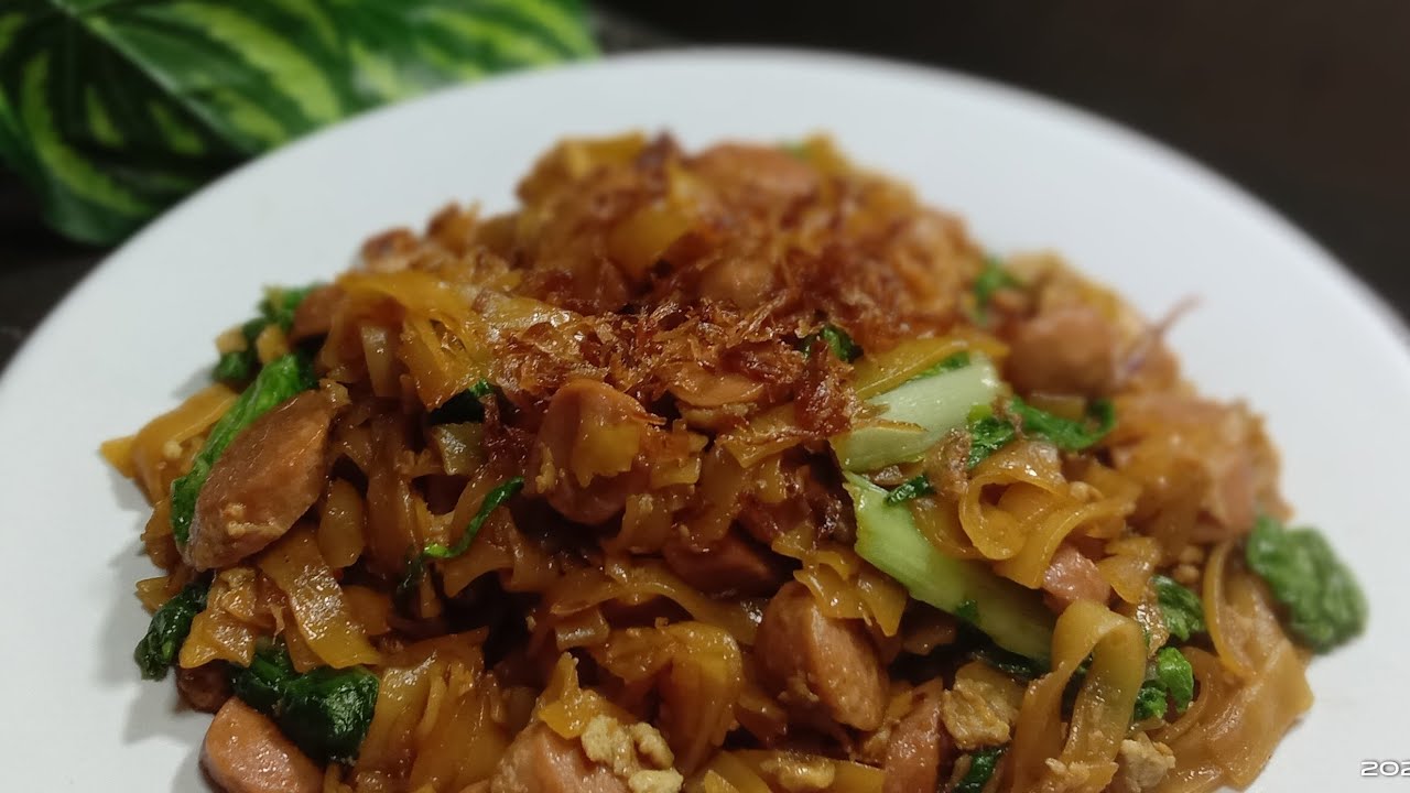 Resep Kwetiau Goreng Enak Kwetiau Ala Rumahan YouTube Resep Kwetiau Goreng Enak Kwetiau Ala Rumahan YouTube