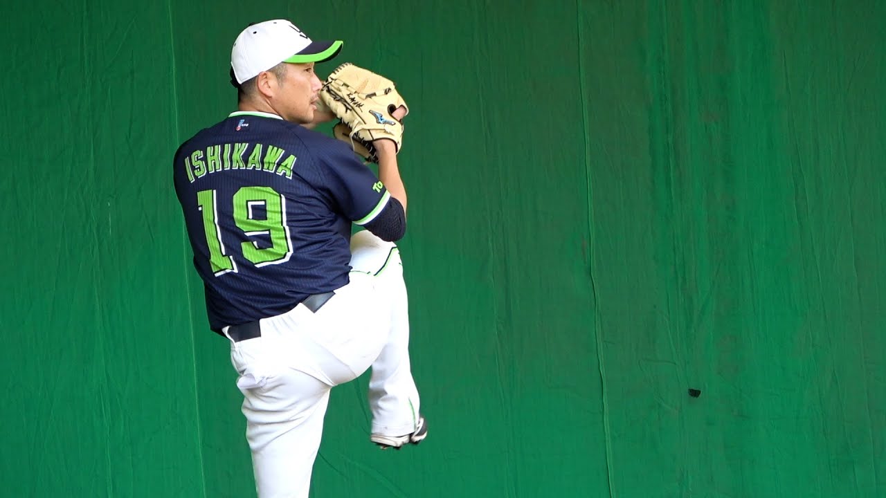 2021春季キャンプ第2クール2日目・古田敦也臨時コーチと石川雅規投手が 