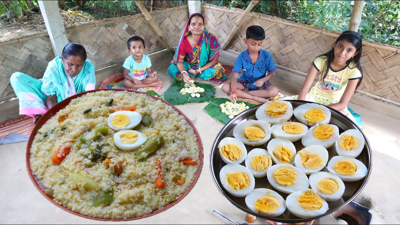 এক চামচ ঘি ছড়িয়ে সবজি দিয়ে বানানো এই খুদের ভাত যেন অমৃত / Sobji die khuder bhat