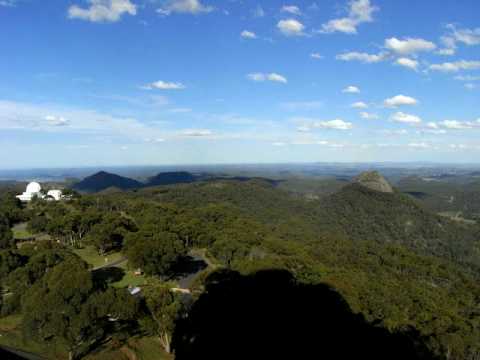 Timelapse at the Anglo Australian Telescope (Siding Spring), opposite the Sunset