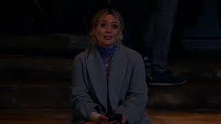 Hilary Duff singing "Drops of Jupiter" #HIMYF S01E02 #HULU - PART 2
